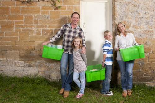 Efficient house clearance process with sorting and organizing